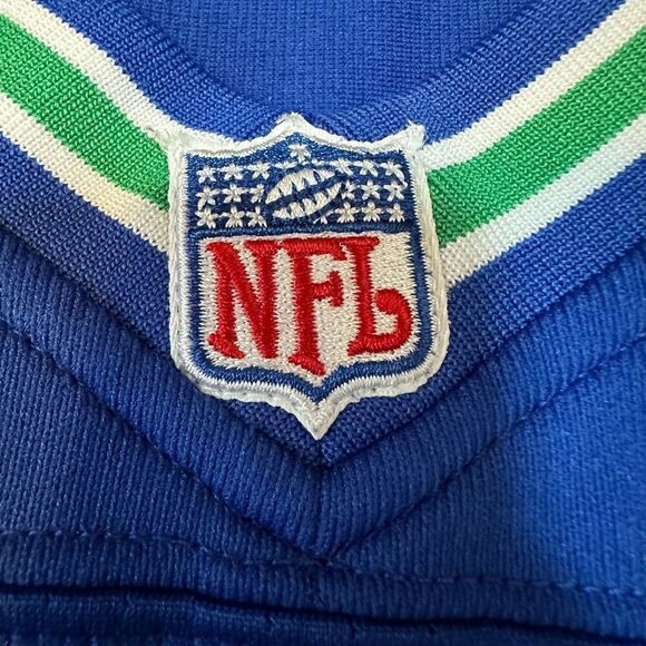 Shaun Alexander Seahawks Throwback stitched Jersey NFL Legacy Collection Men siz - Picture 5 of 10